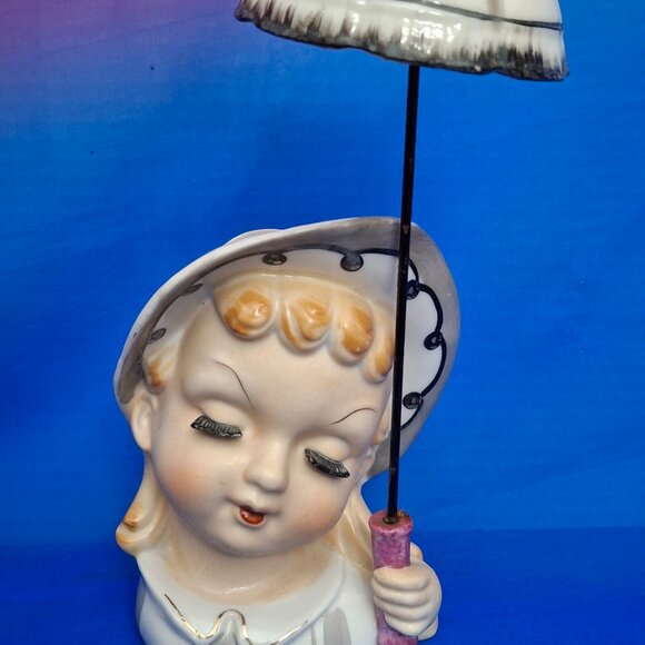Vintage Napco Porcelain Head Vase - Girl with Umbrella 52/271 - Picture 8 of 9